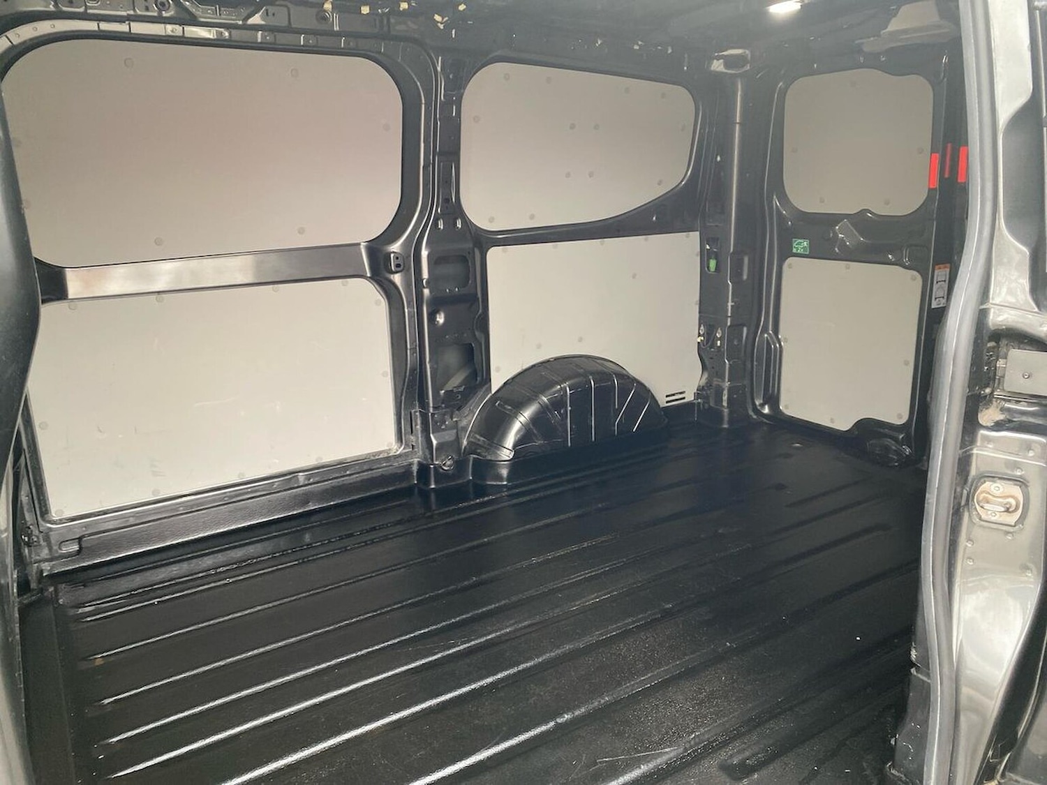 Used Ford Transit Custom 2024 for sale - 77980025: Photo 17