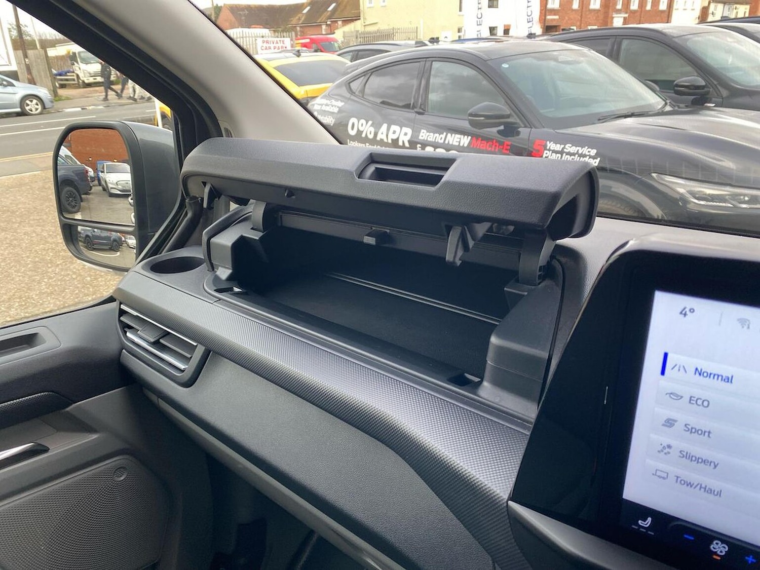 Used Ford Transit Custom 2024 for sale - 77980025: Photo 30