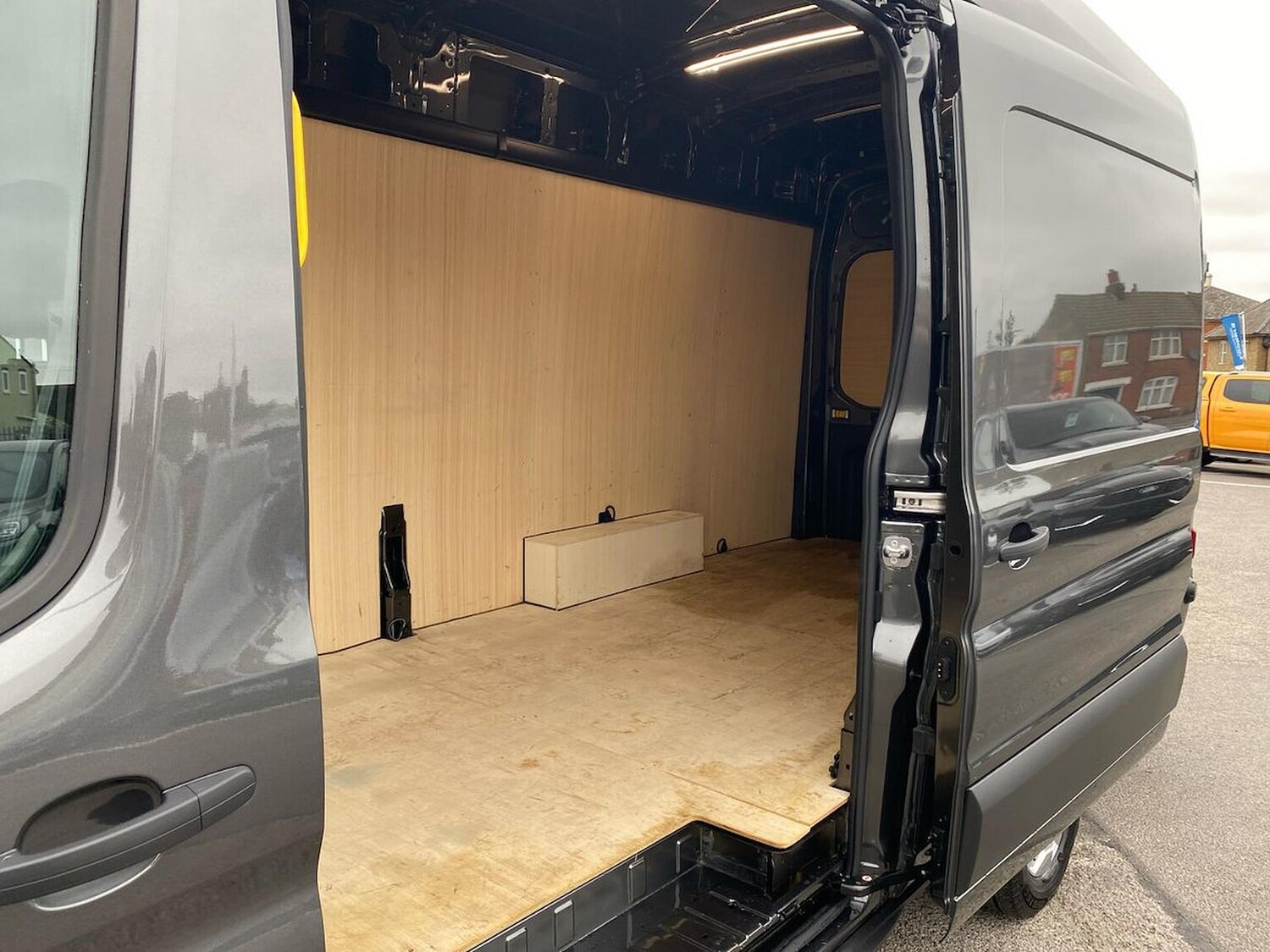 Used Ford Transit 2025 for sale - 76357901: Photo 18