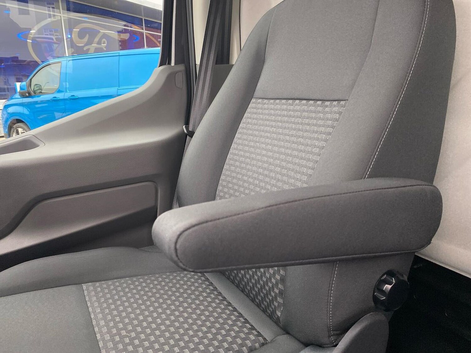 Used Ford Transit 2025 for sale - 76357901: Photo 25