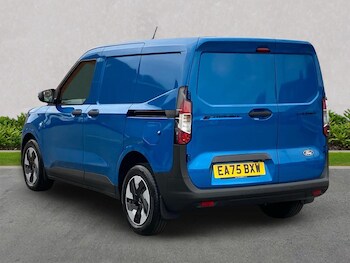 Used Ford Transit Courier 2025 for sale - 79019705: Photo