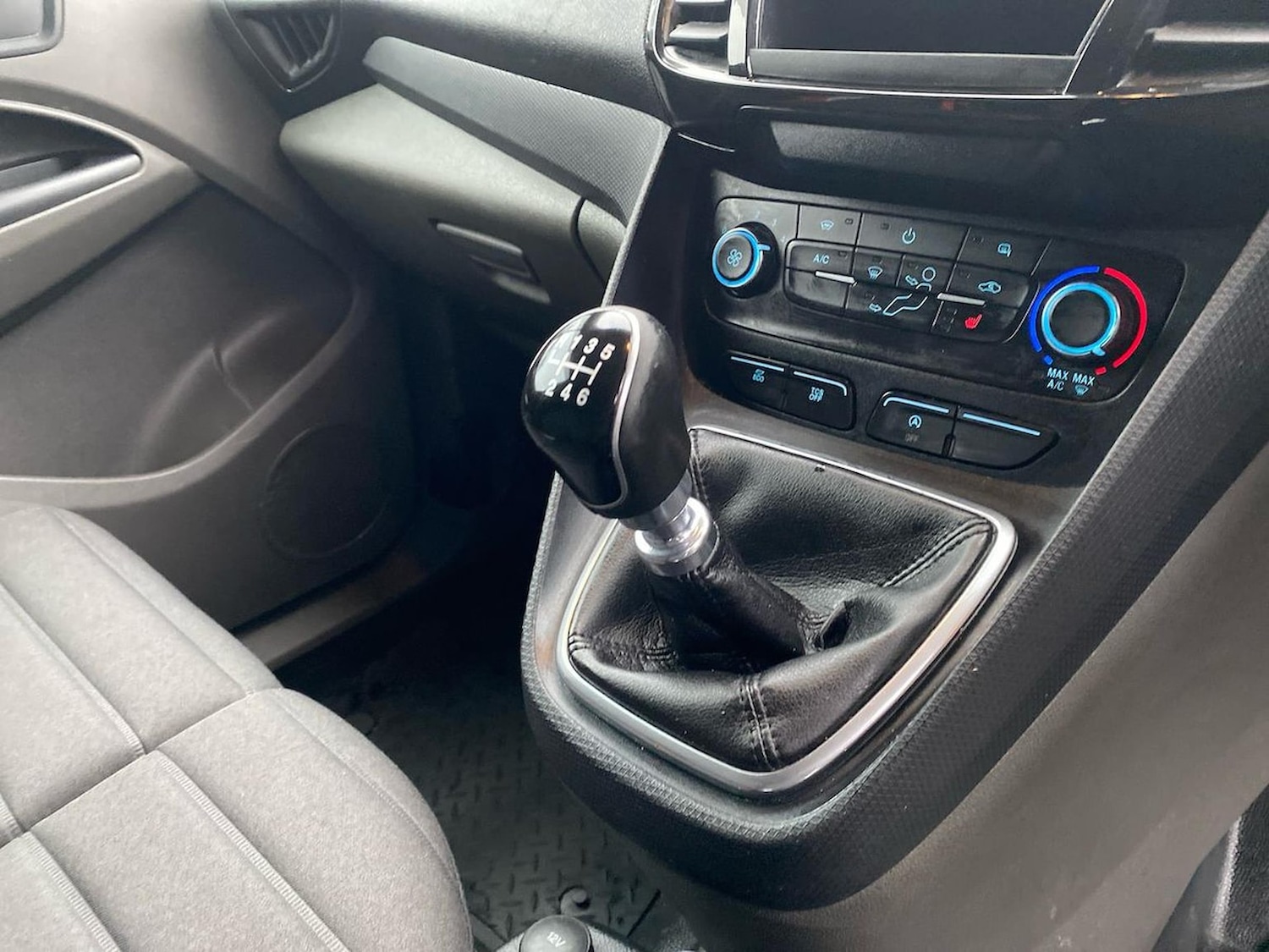 Used Ford Transit Connect 2022 for sale - 76770004: Photo 14