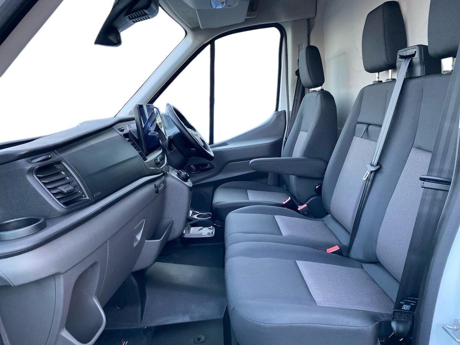 Used Ford Transit 2024 for sale - 77775141: Photo 8