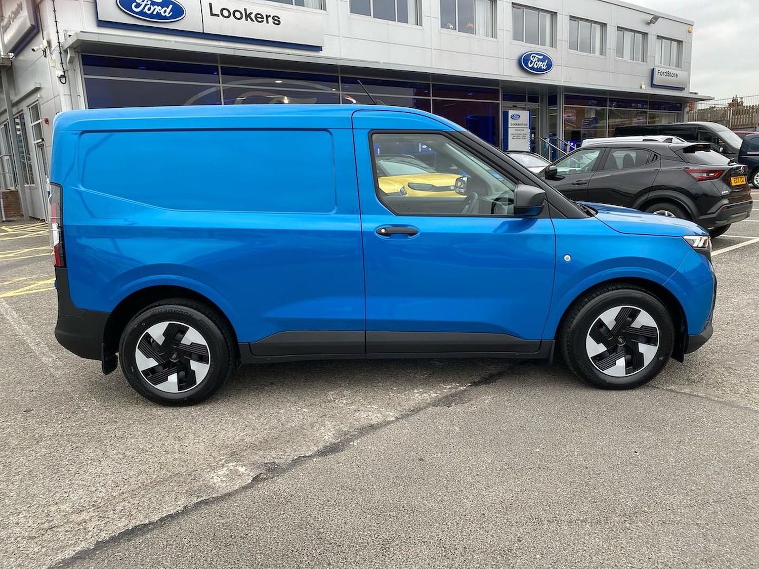 Used Ford Transit Courier 2025 for sale - 76243180: Photo 18