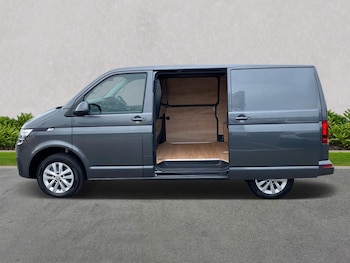 Used Volkswagen Transporter 2021 for sale - 75511664: Photo