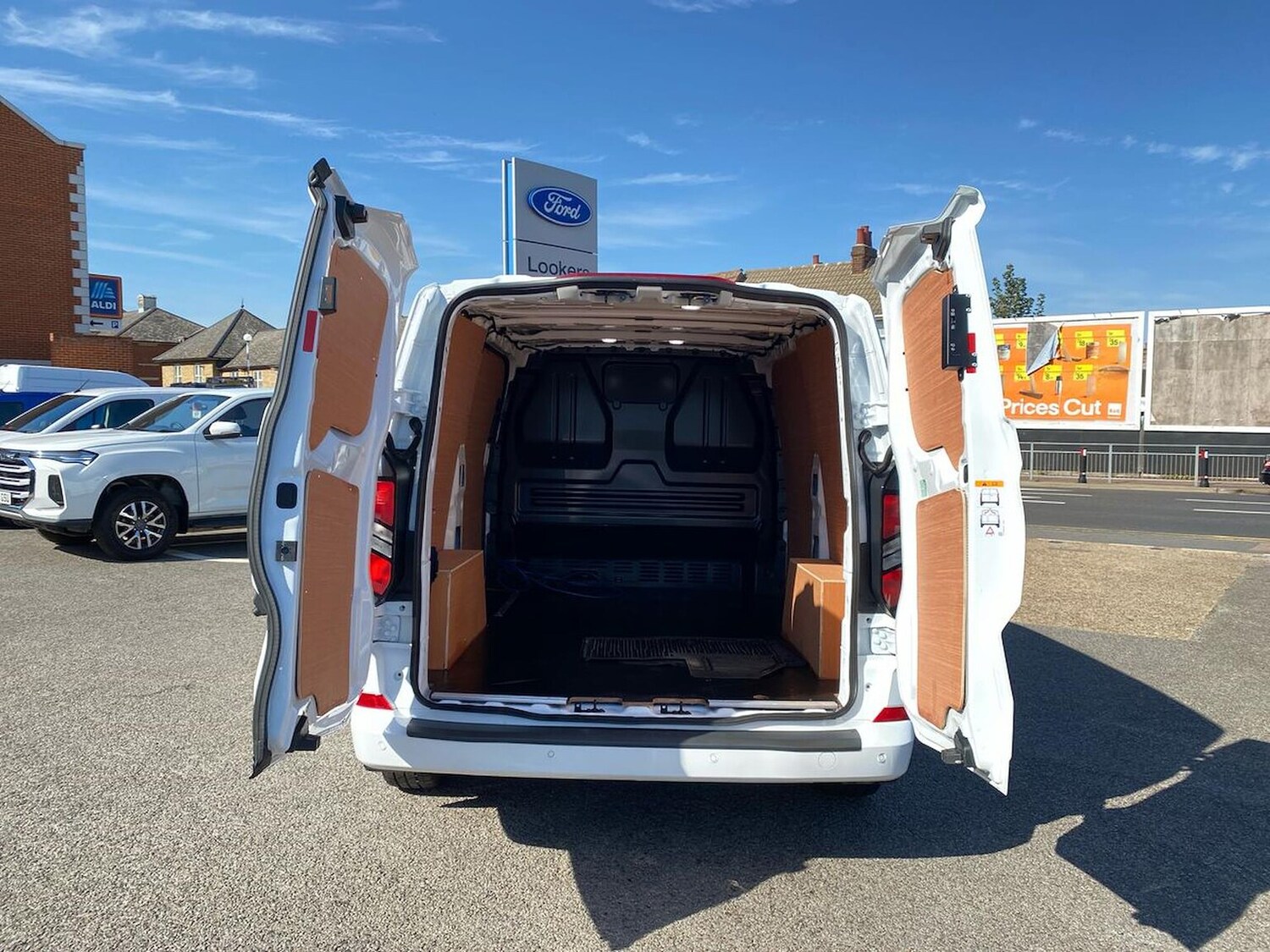 Used Ford Transit Custom 2024 for sale - 76170668: Photo 6