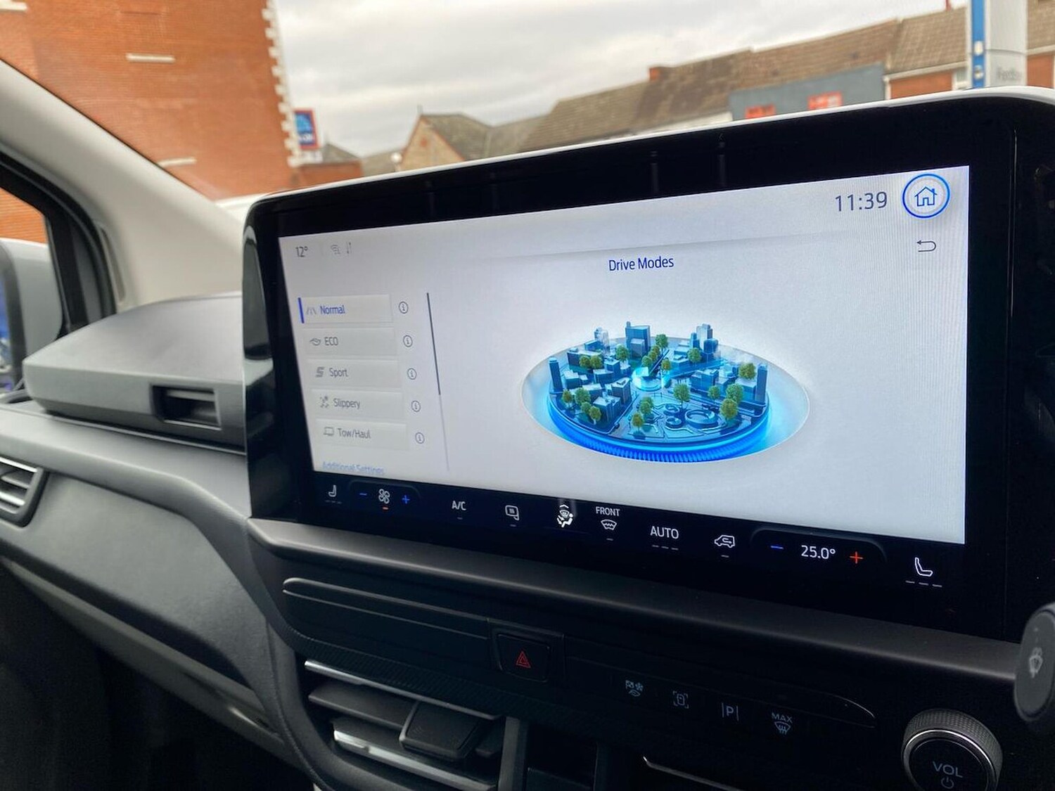 Used Ford Transit Custom 2024 for sale - 77488941: Photo 28