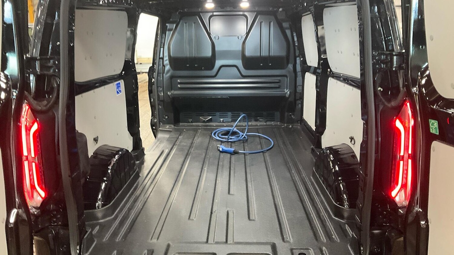 Used Ford Transit Custom 2025 for sale - 78195013: Photo 9