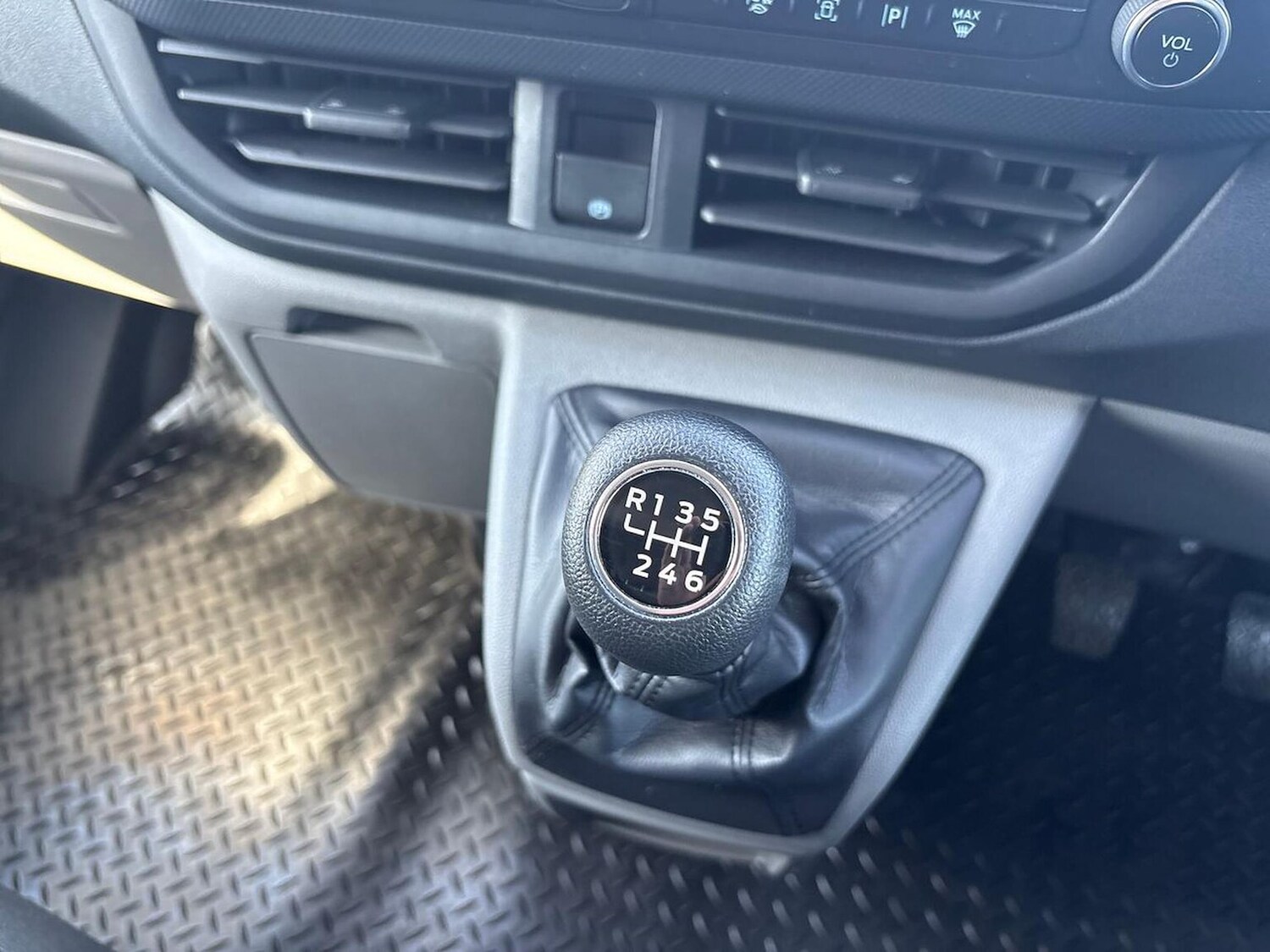 Used Ford Transit Custom 2024 for sale - 78195209: Photo 16