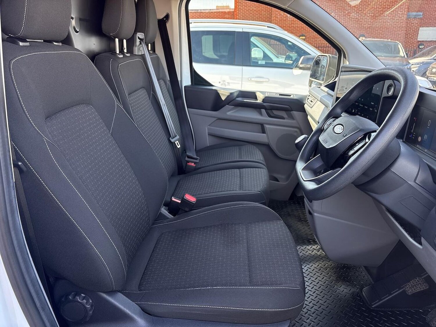 Used Ford Transit Custom 2024 for sale - 78195209: Photo 18