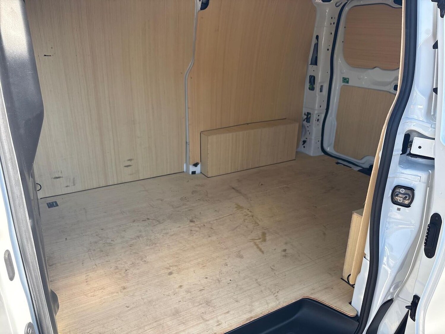 Used Ford Transit Custom 2024 for sale - 78195209: Photo 19