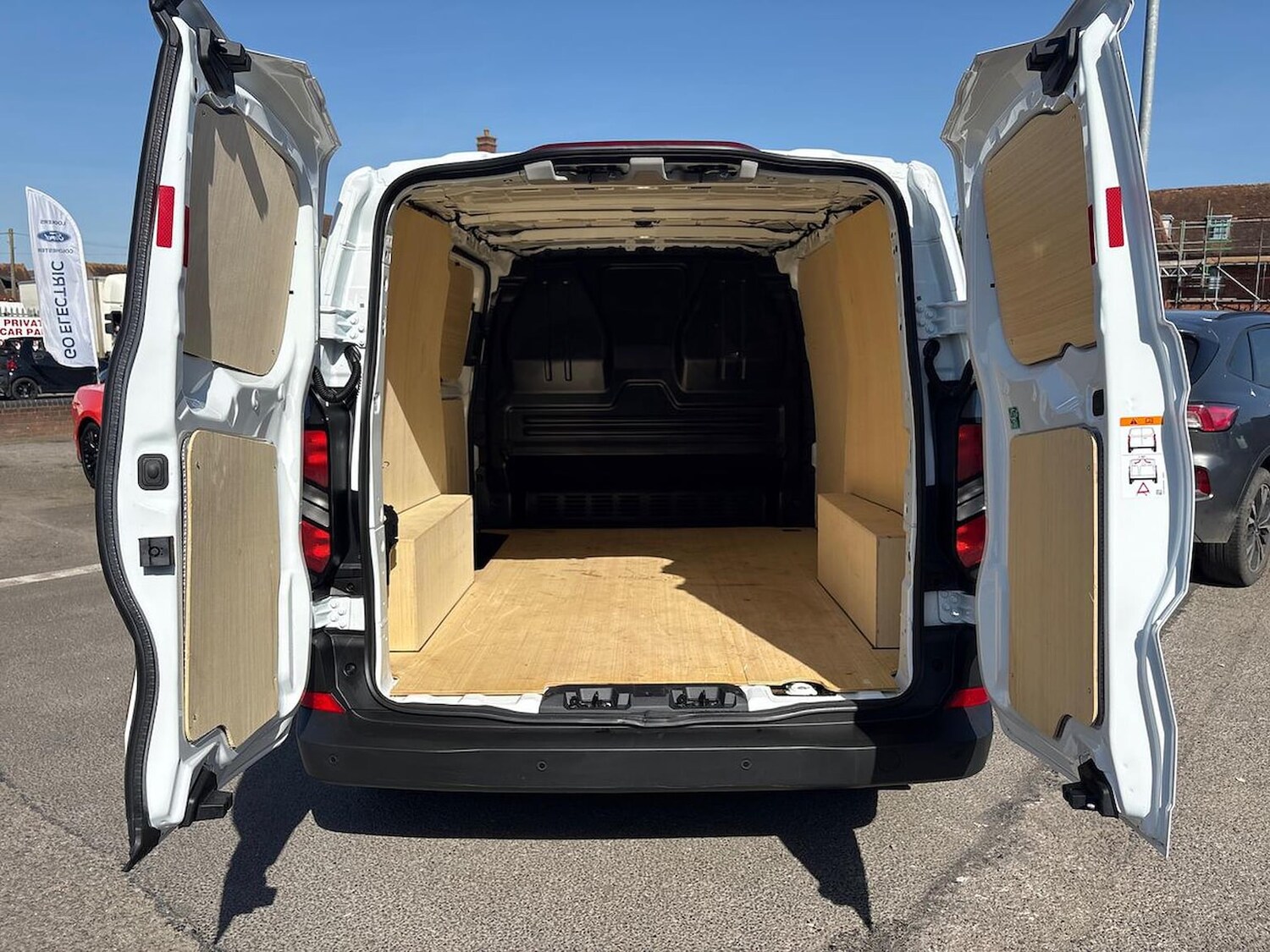 Used Ford Transit Custom 2024 for sale - 78195209: Photo 8