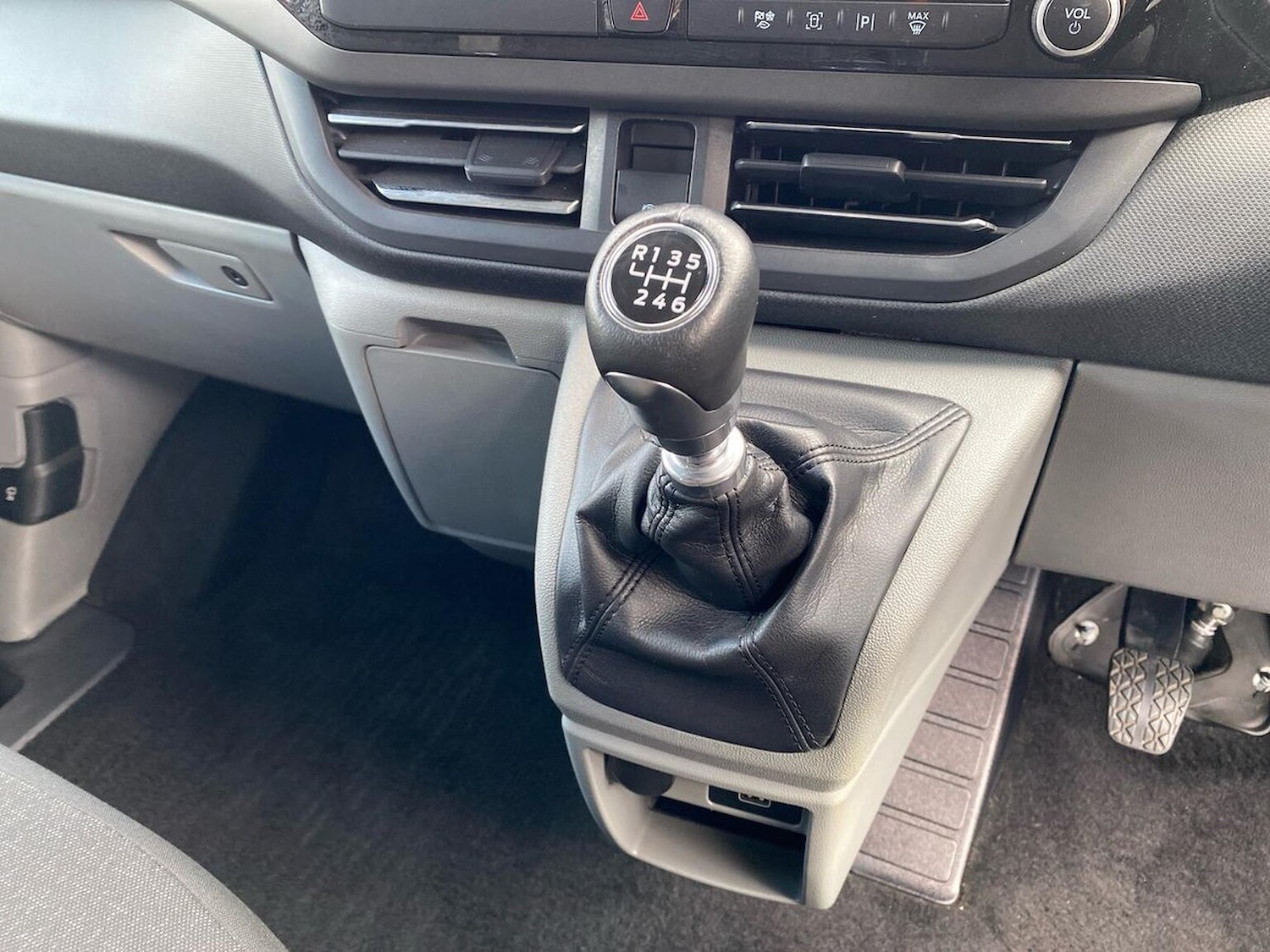 Used Ford Tourneo Custom 2024 for sale - 77530574: Photo 17