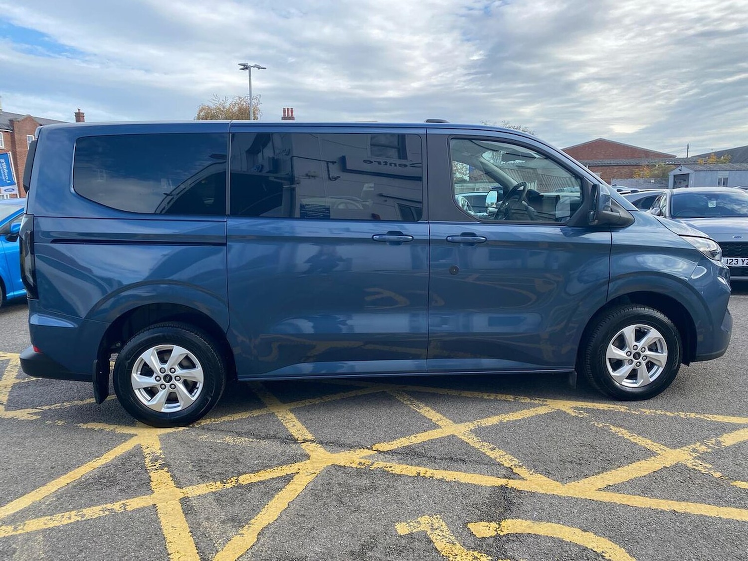 Used Ford Tourneo Custom 2024 for sale - 77530574: Photo 21