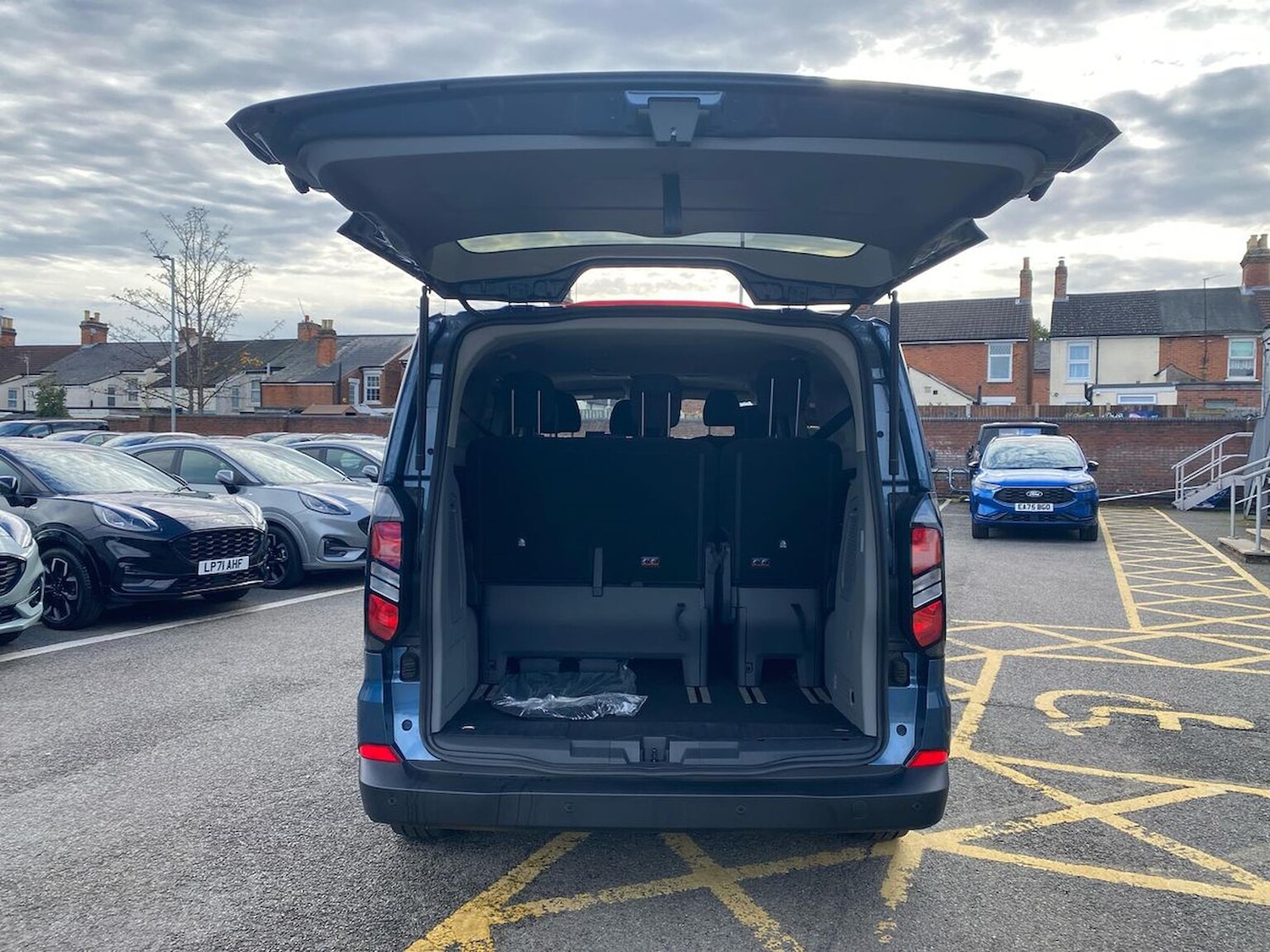 Used Ford Tourneo Custom 2024 for sale - 77530574: Photo 9