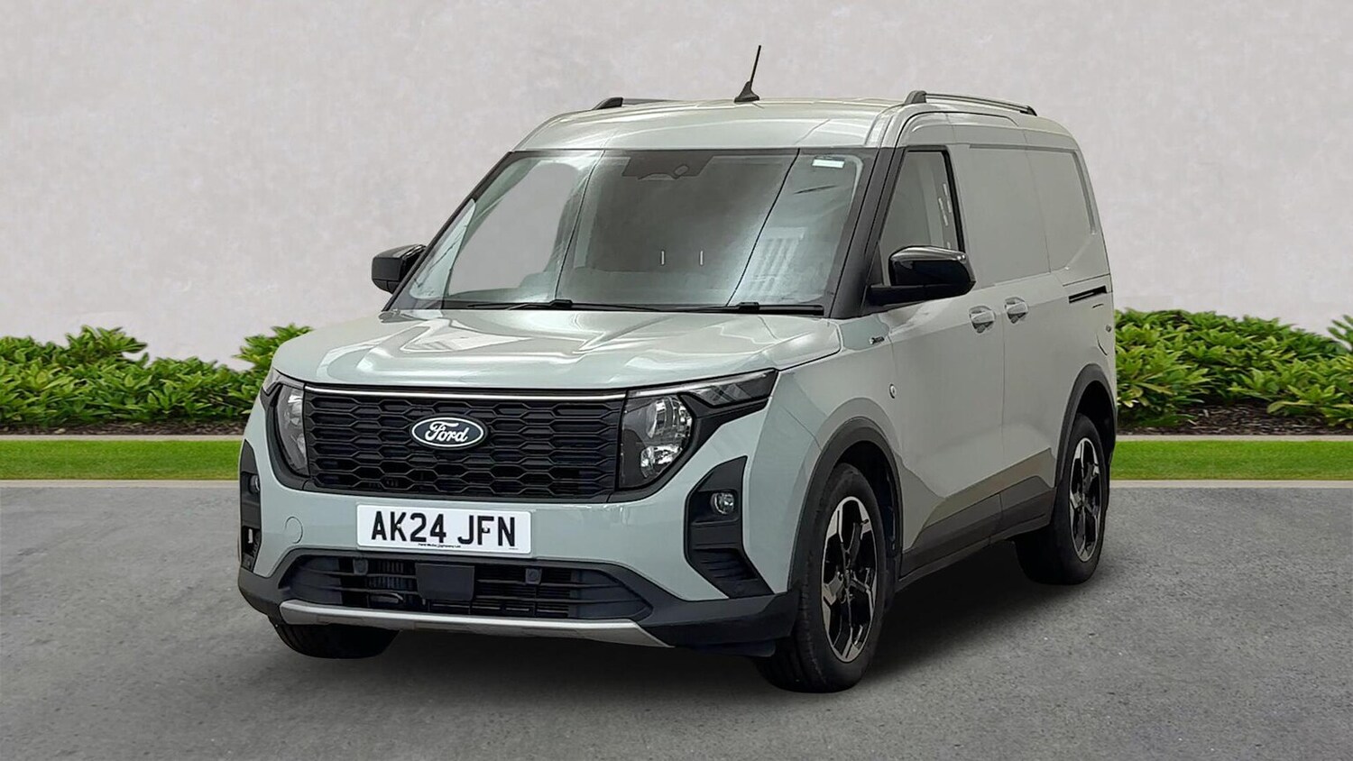 Used Ford Transit Courier 2024 for sale - 76687311: Photo 3