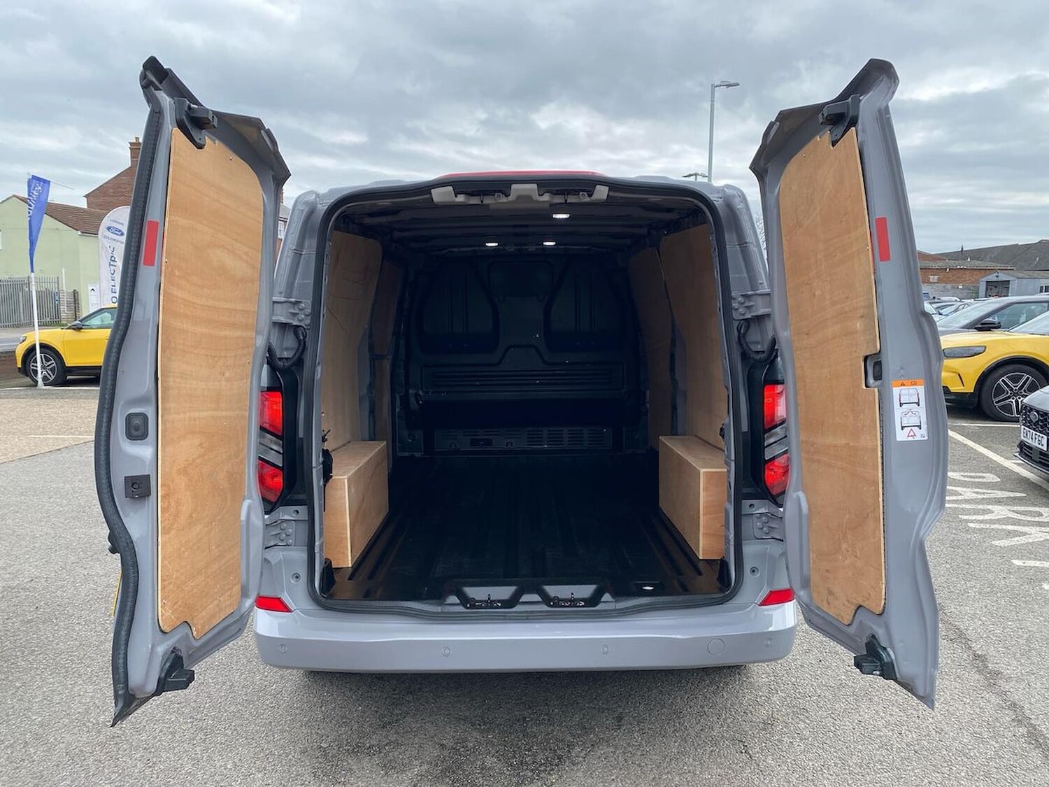 Used Ford Transit Custom 2024 for sale - 78195009: Photo 8