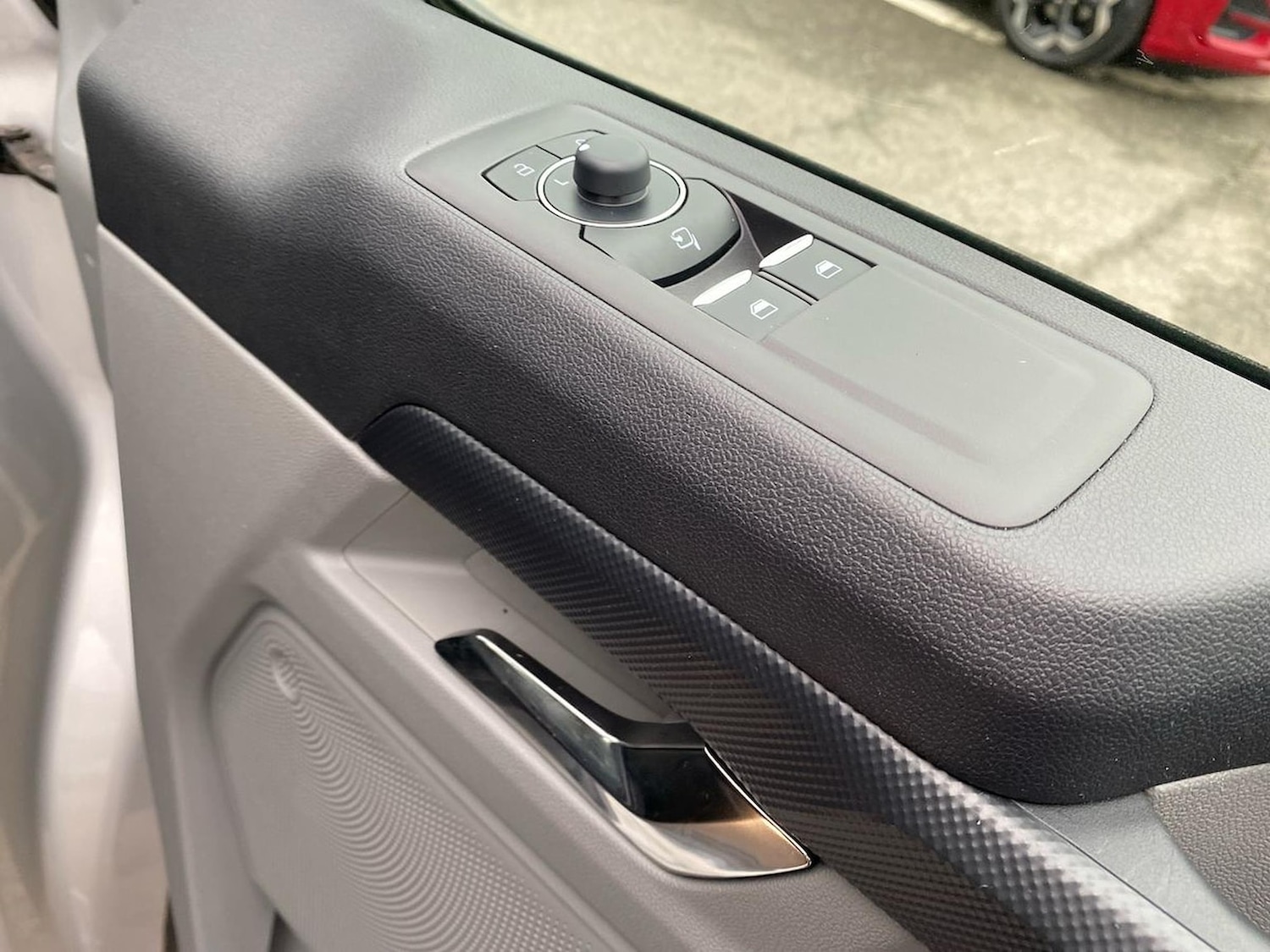 Used Ford Transit Custom 2024 for sale - 77635500: Photo 28