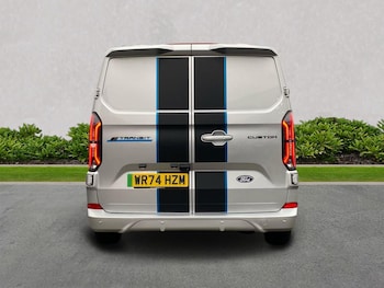 Used Ford Transit Custom 2024 for sale - 77635500: Photo