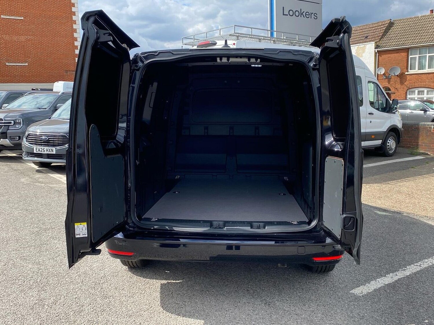 Used Ford Transit Connect 2025 for sale - 78065587: Photo 6