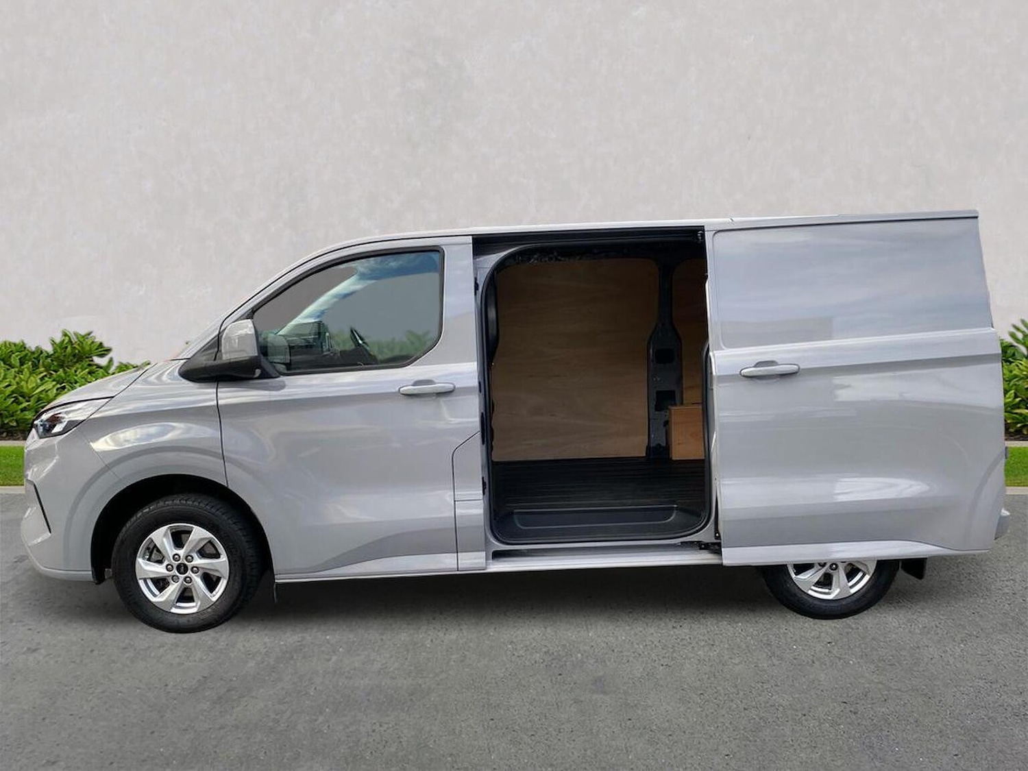 Used Ford Transit Custom 2024 for sale - 76376810: Photo 3