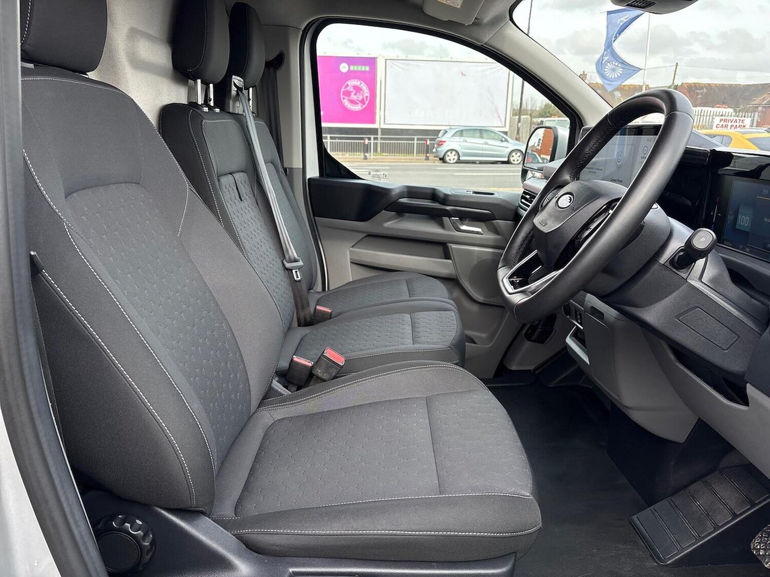 Used Ford Transit Custom 2024 for sale - 77980023: Photo 16