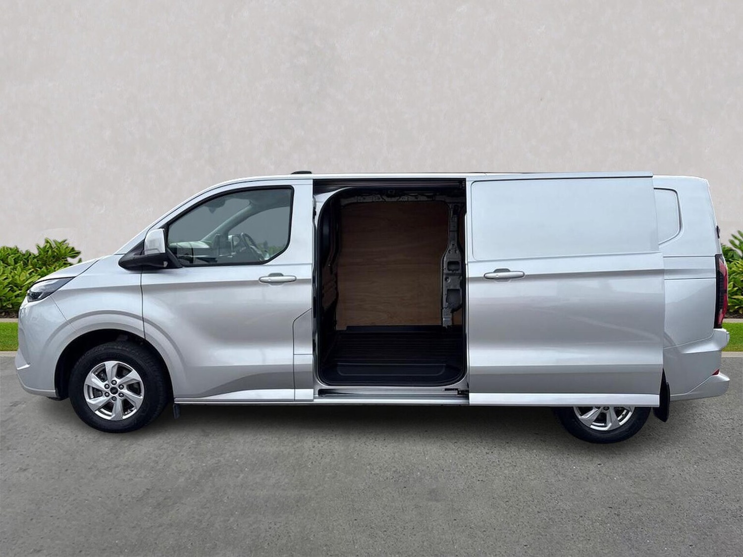 Used Ford Transit Custom 2024 for sale - 77980023: Photo 3