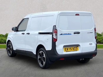 Used Ford Transit Courier 2025 for sale - 76243154: Photo 2