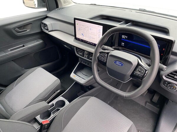 Used Ford Transit Courier 2025 for sale - 76243154: Photo 9