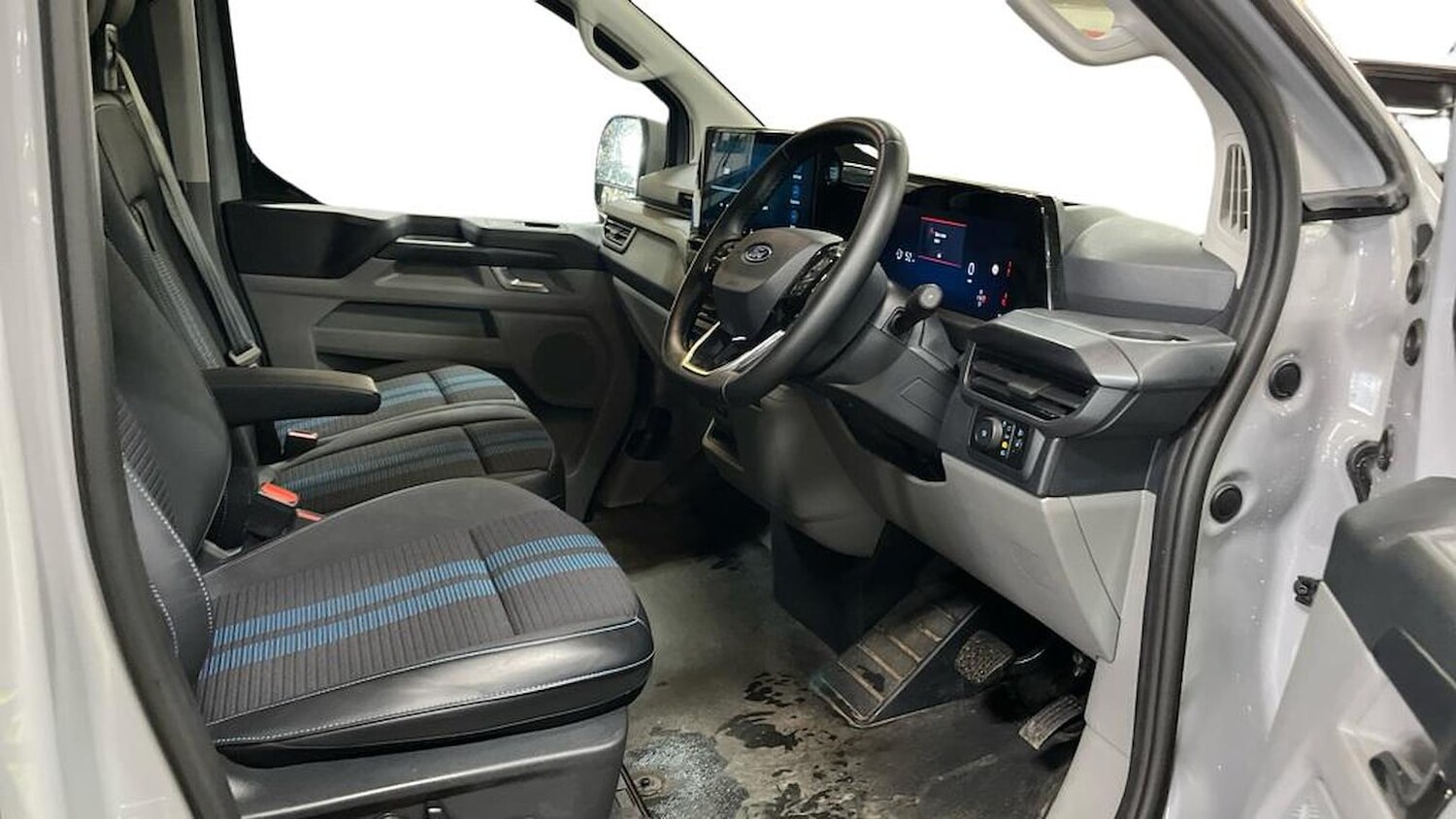 Used Ford Transit Custom 2025 for sale - 78194899: Photo 11