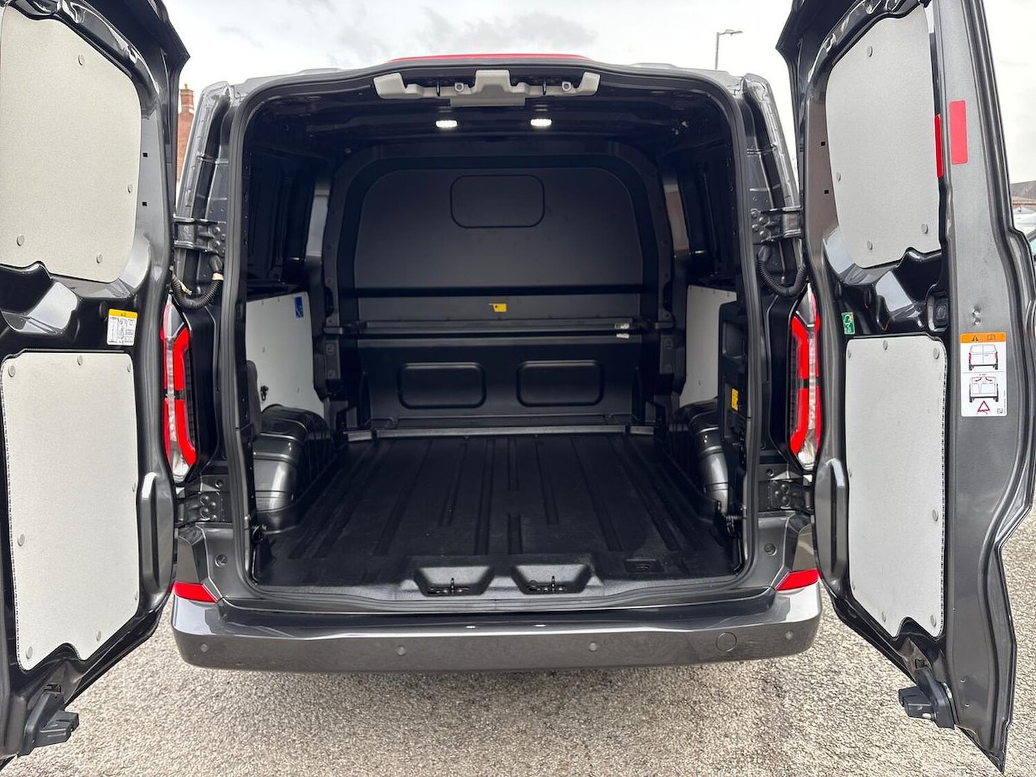 Used Ford Transit Custom 2024 for sale - 78011658: Photo 6