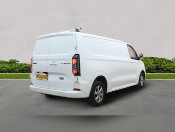 Used Ford Transit Custom 2024 for sale - 78502424: Photo