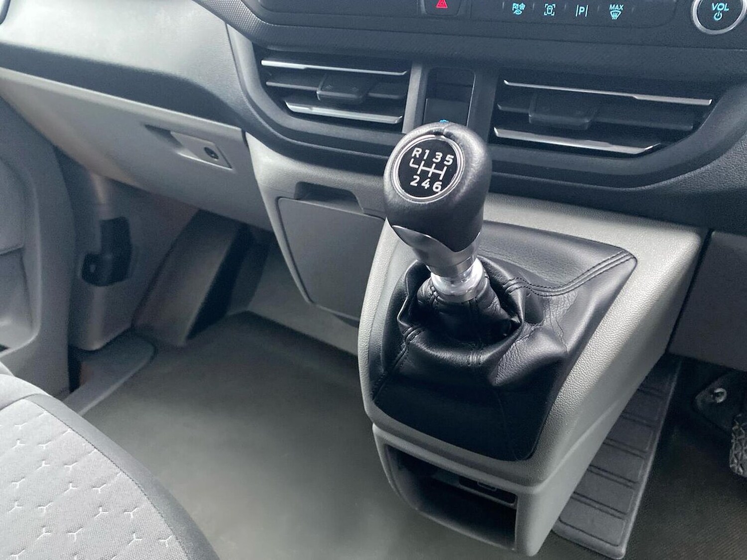 Used Ford Transit Custom 2024 for sale - 76287251: Photo 15