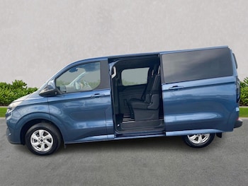 Used Ford Tourneo Custom 2024 for sale - 76504942: Photo