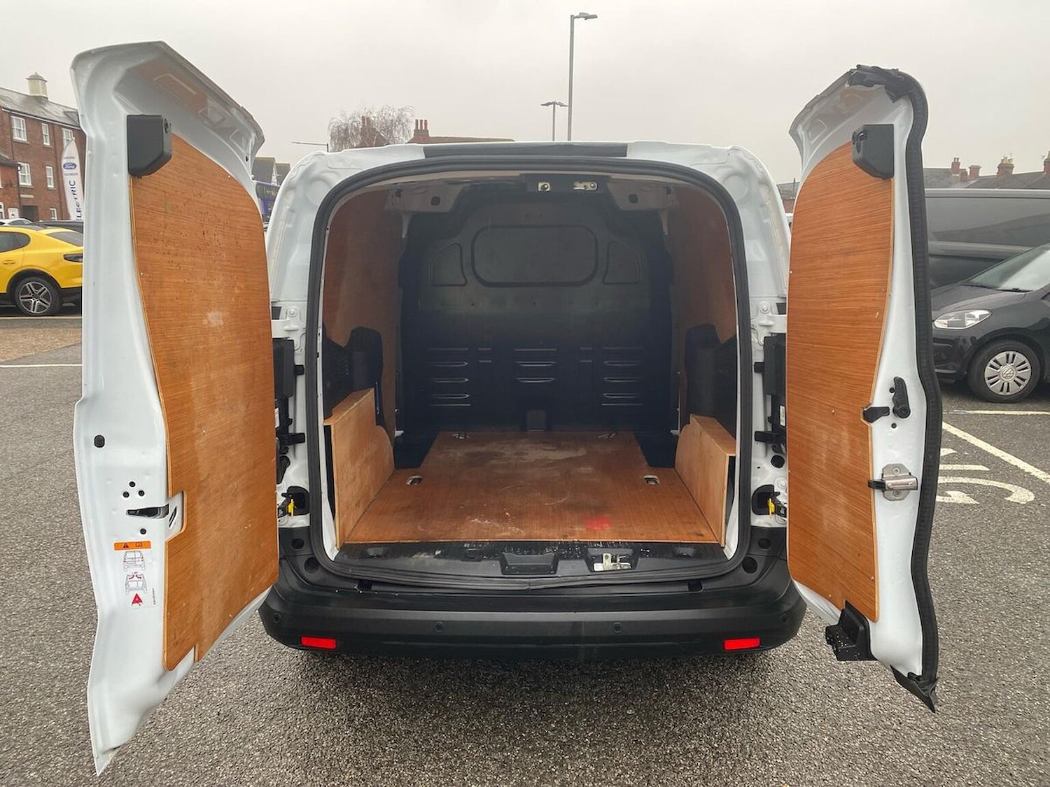 Used Ford Transit Courier 2024 for sale - 77902761: Photo 4