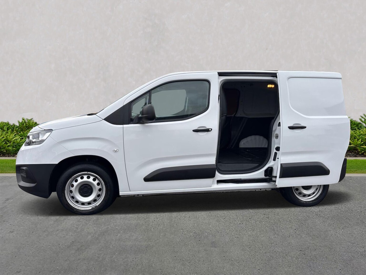 Used Toyota ProAce 2023 for sale - 76864026: Photo 3