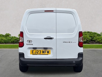 Used Toyota ProAce 2023 for sale - 76864026: Photo