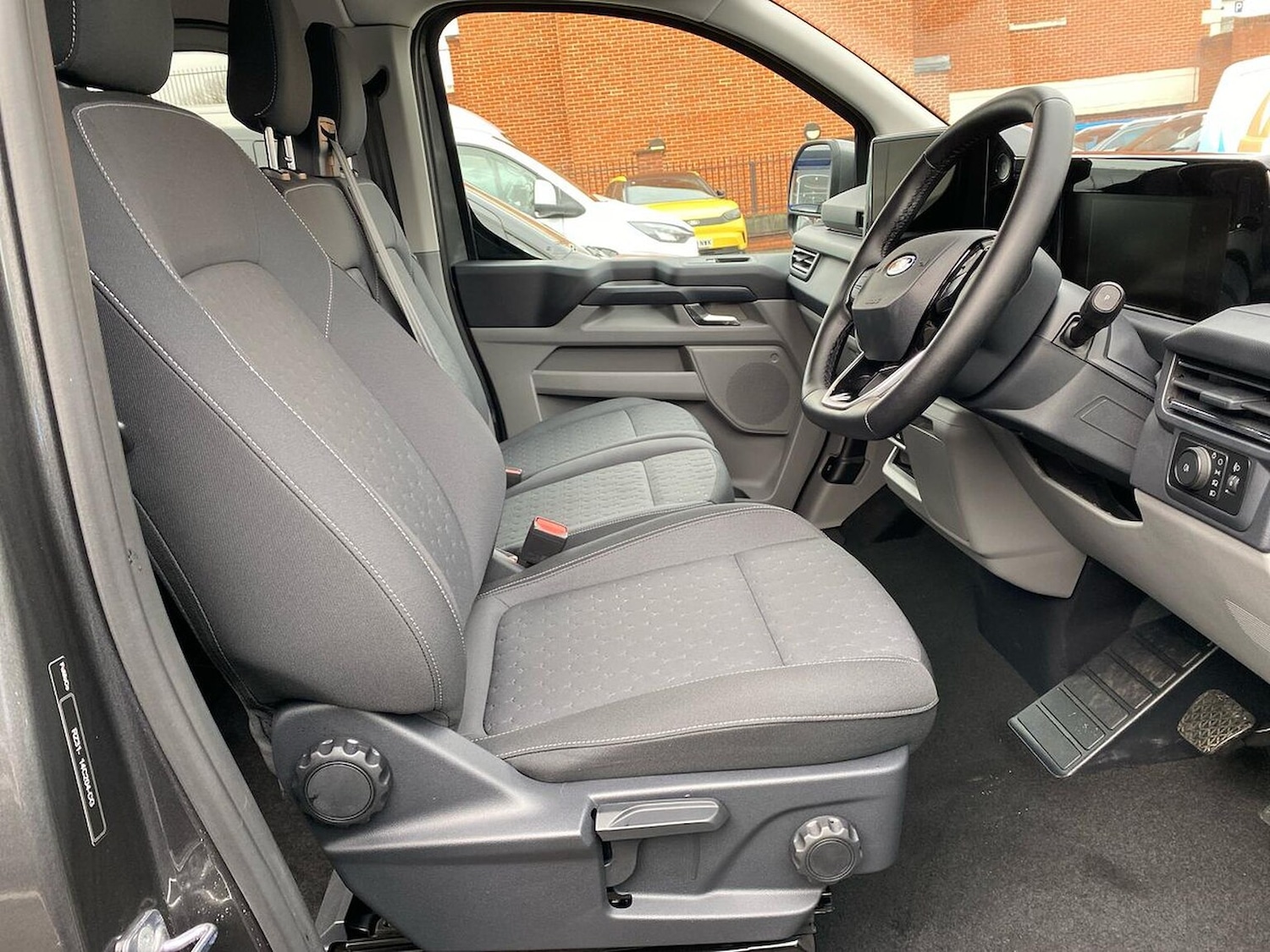 Used Ford Transit Custom 2024 for sale - 76720310: Photo 16