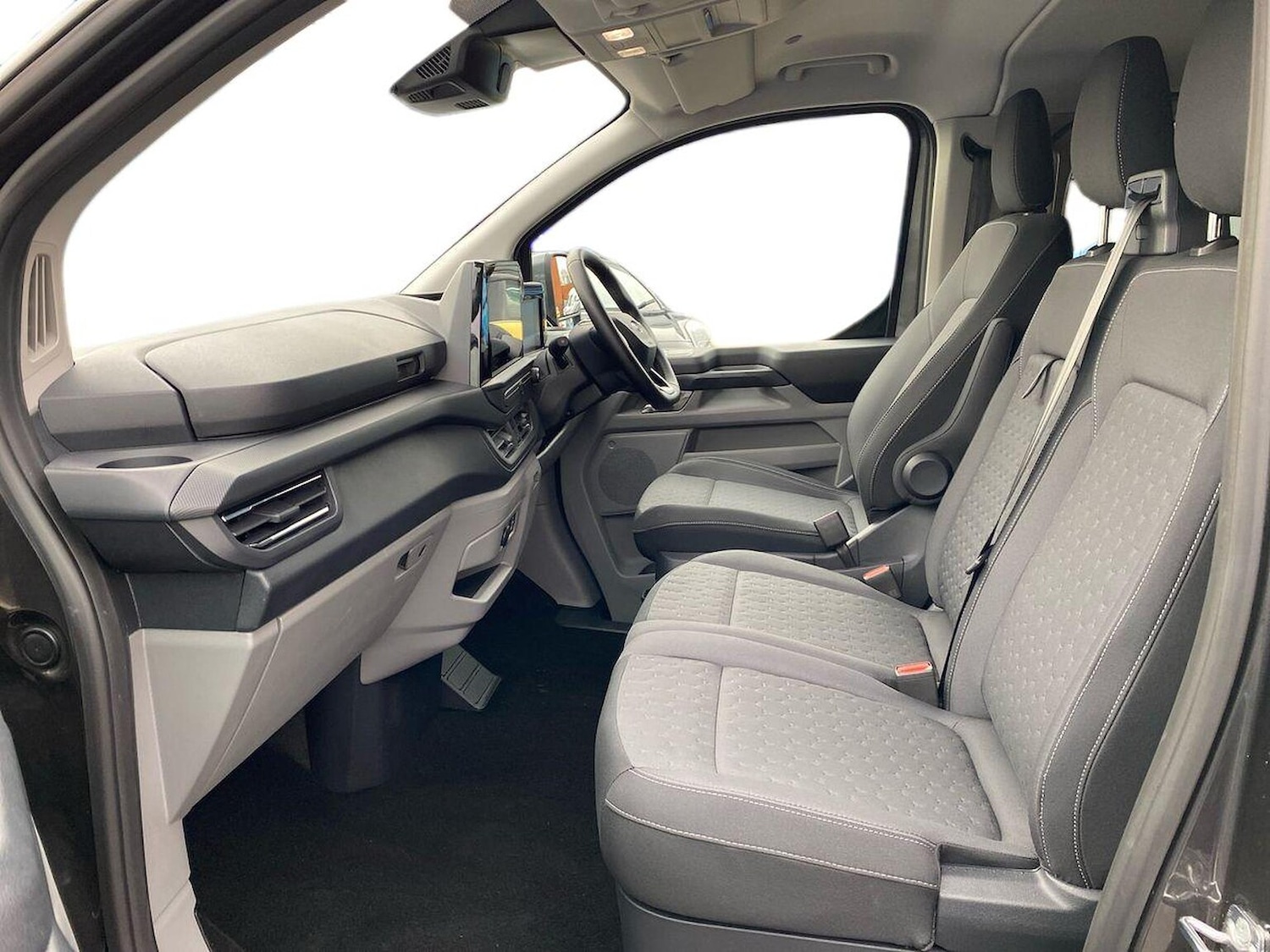 Used Ford Transit Custom 2024 for sale - 76720310: Photo 8