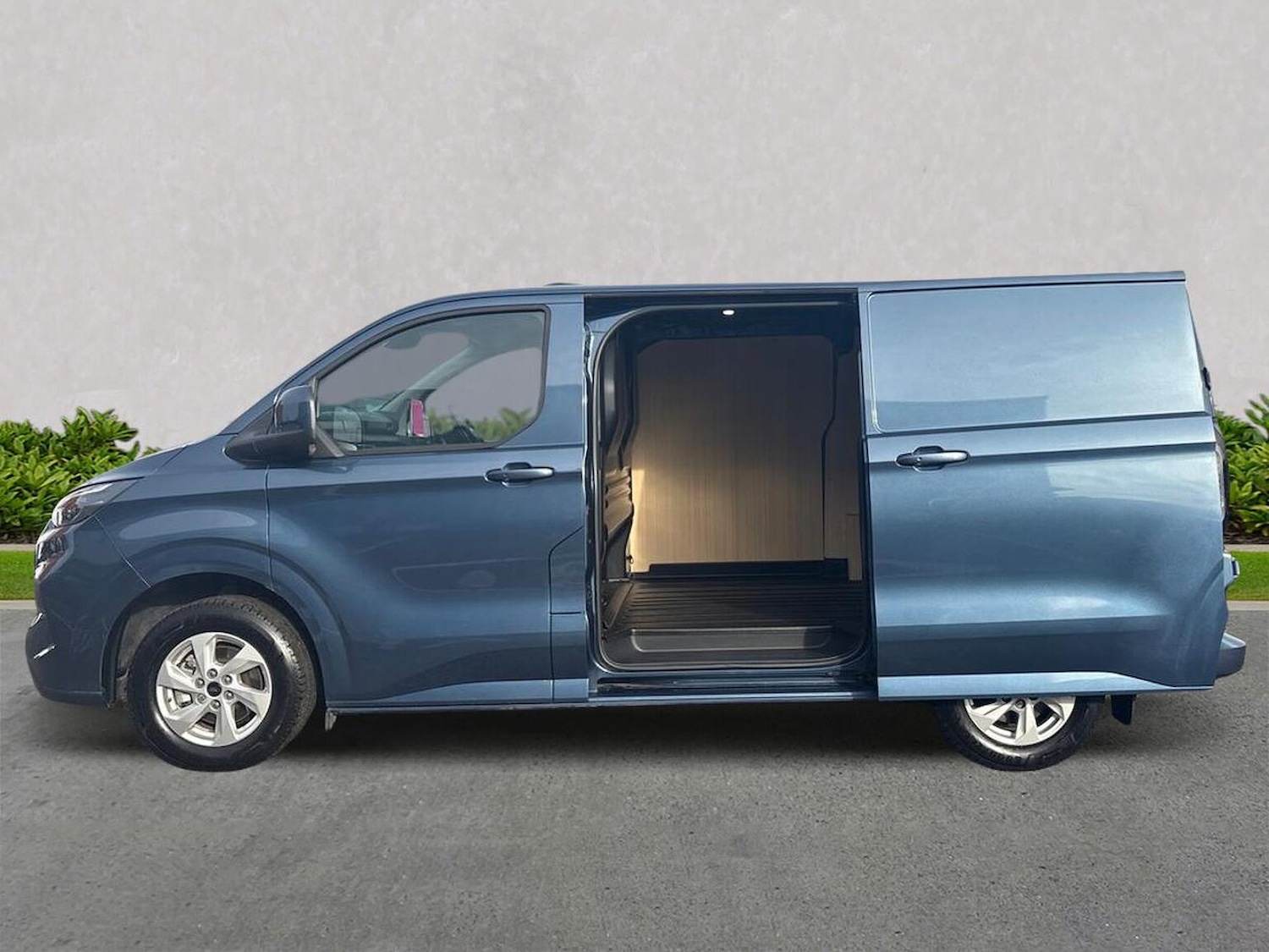 Used Ford Transit Custom 2024 for sale - 77759364: Photo 3