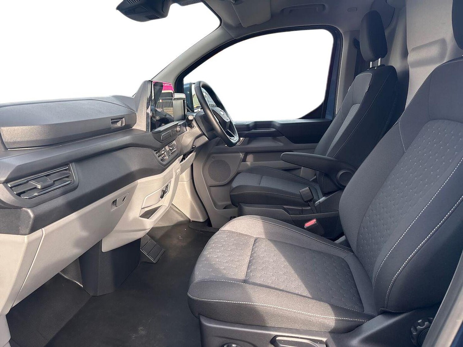 Used Ford Transit Custom 2024 for sale - 77759364: Photo 8