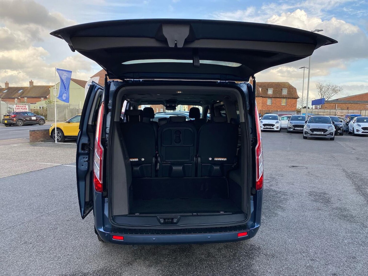 Used Ford Tourneo Custom 2022 for sale - 77019469: Photo 6