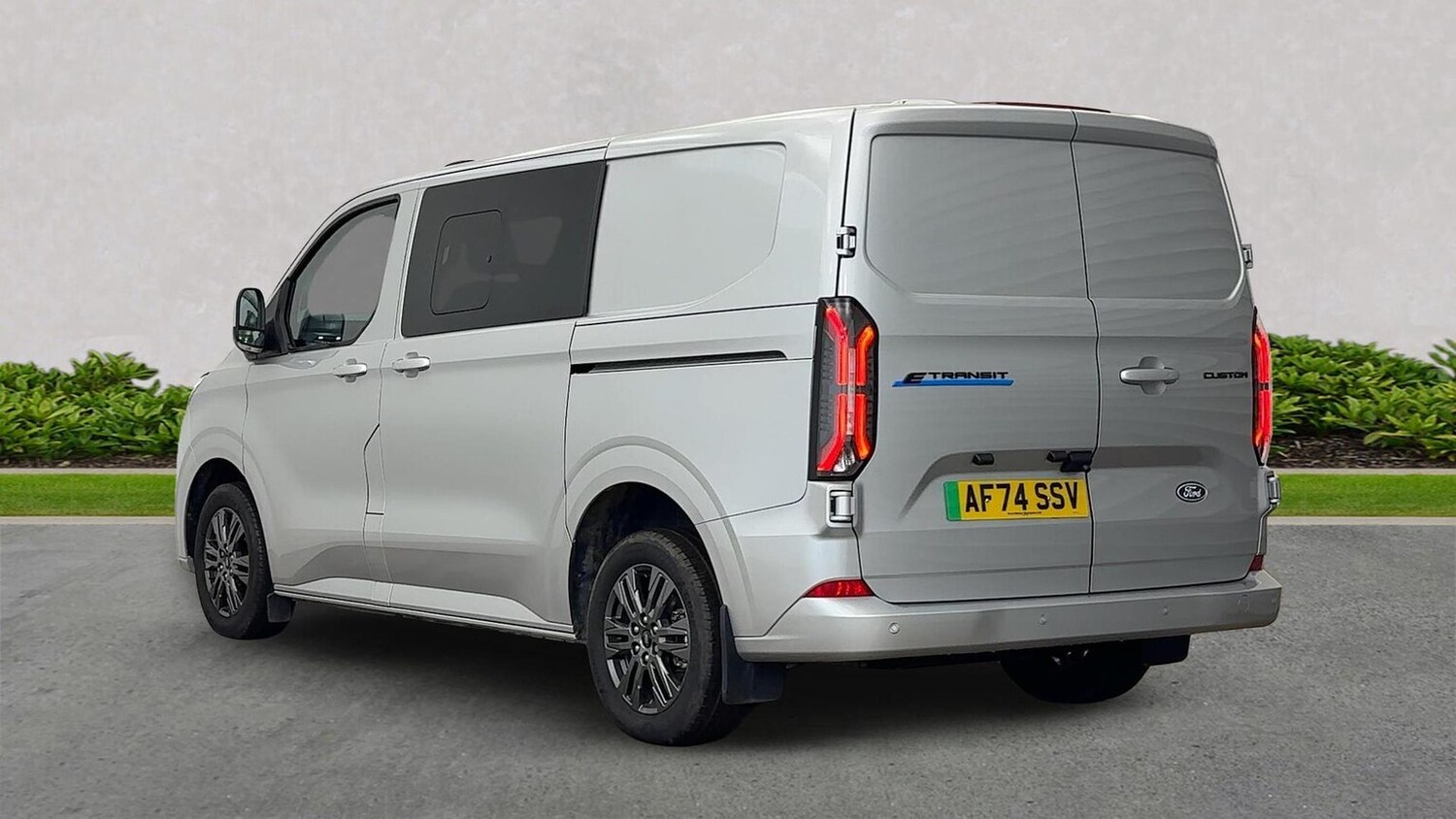 Used Ford Transit Custom 2024 for sale - 76809357: Photo 3