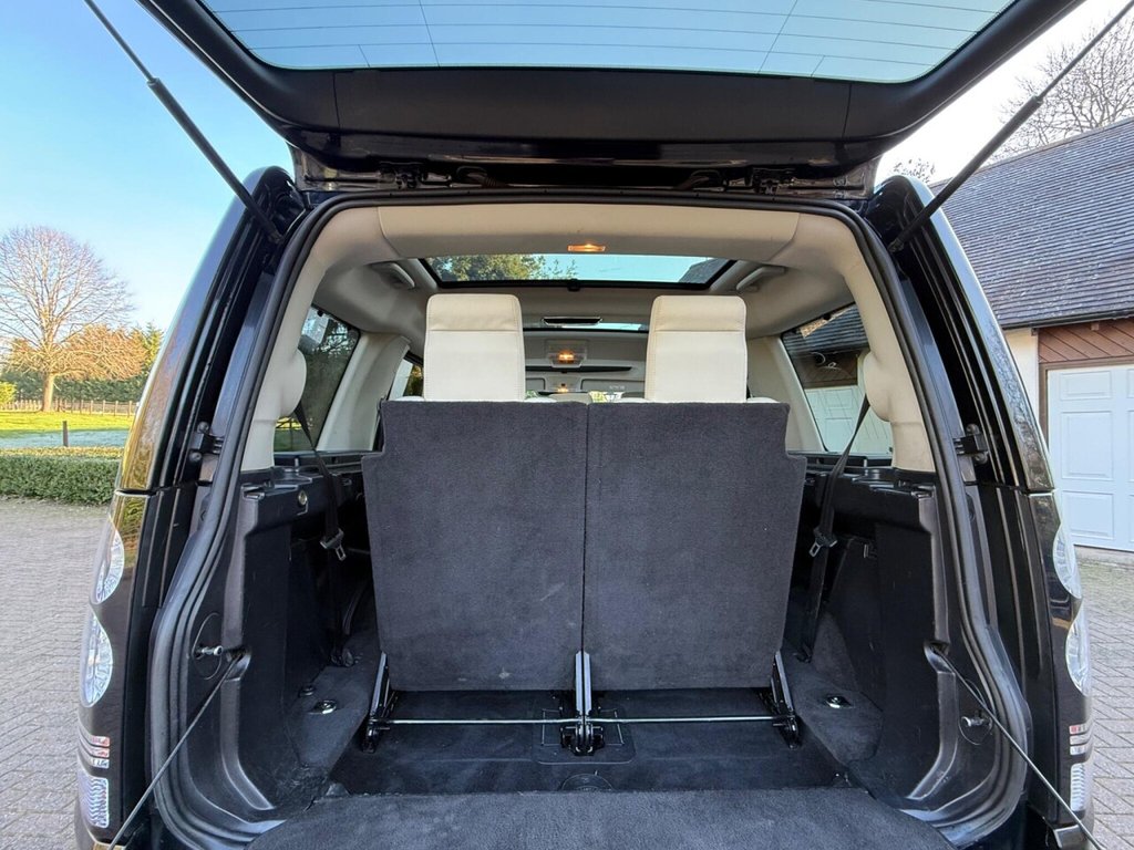 Used Land Rover Discovery 4 2014 for sale - 77080430: Photo 30