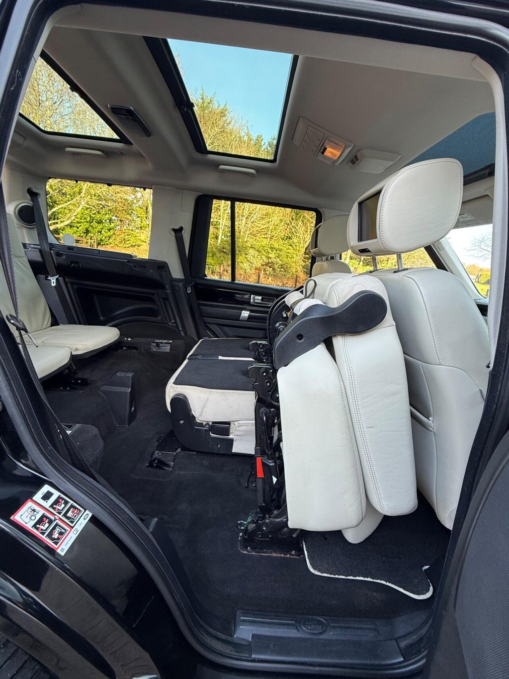 Used Land Rover Discovery 4 2014 for sale - 77080430: Photo 33