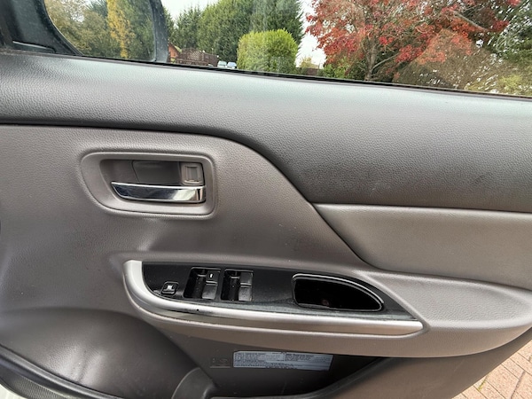 Used Mitsubishi L200 2015 for sale - 76307603: Photo 31
