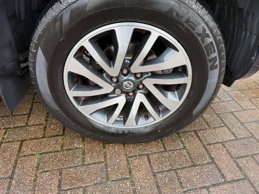 Used Nissan Navara 2017 for sale - 77547183: Photo 24