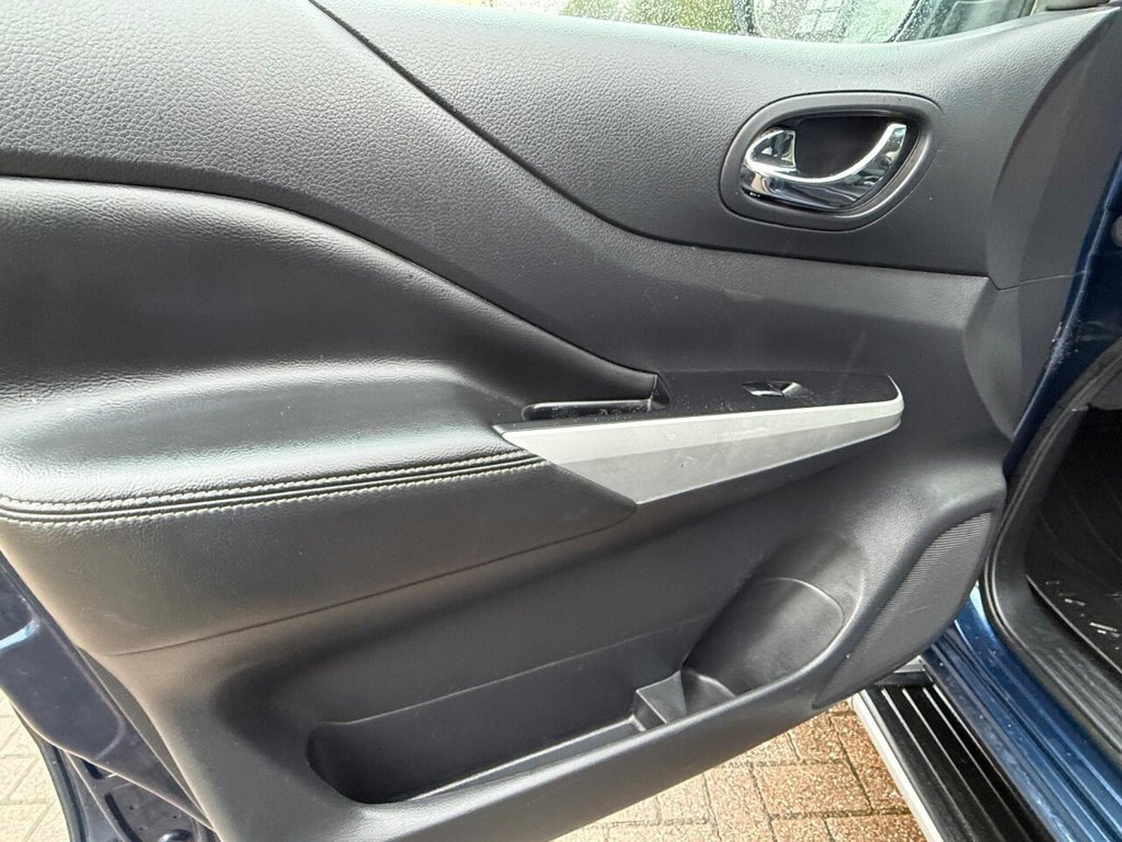 Used Nissan Navara 2017 for sale - 77547183: Photo 30