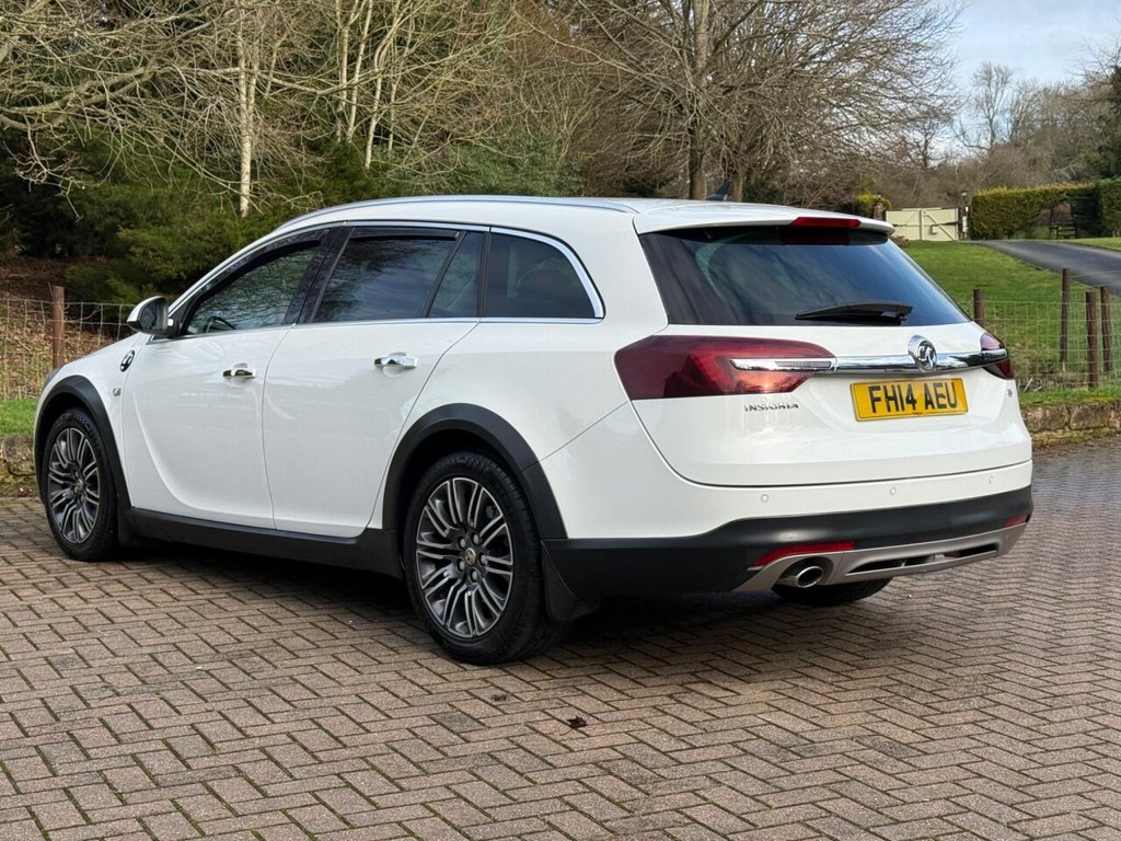 Used Vauxhall Insignia 2014 for sale - 77269066: Photo 9