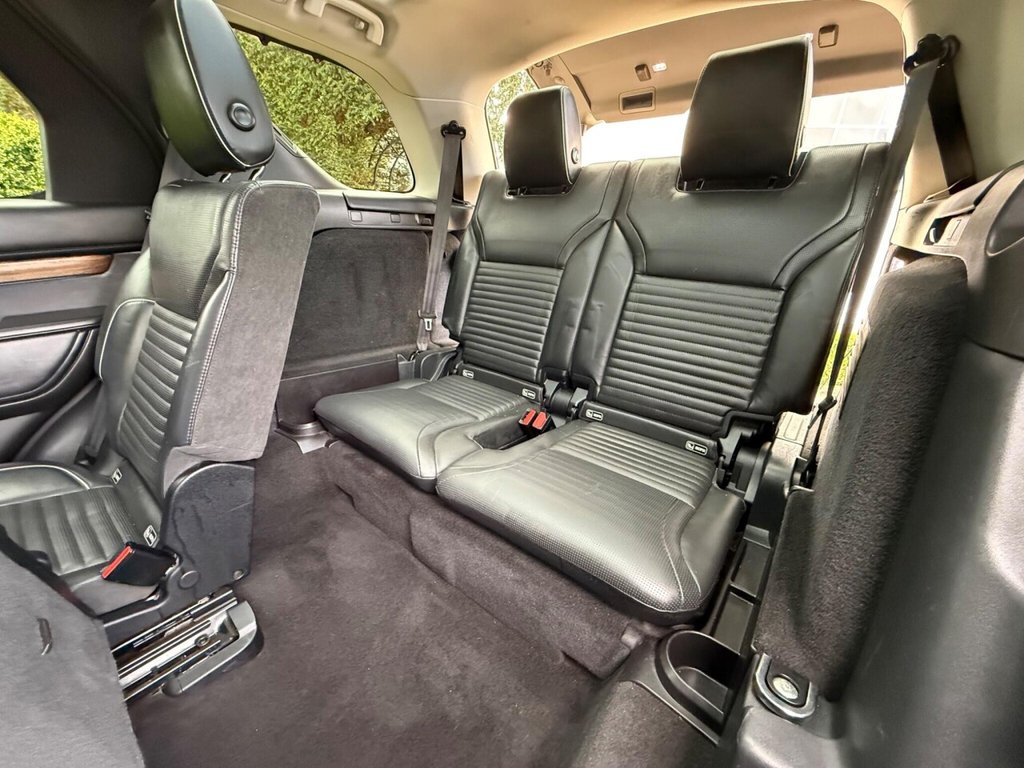 Used Land Rover Discovery 2017 for sale - 78110394: Photo 18